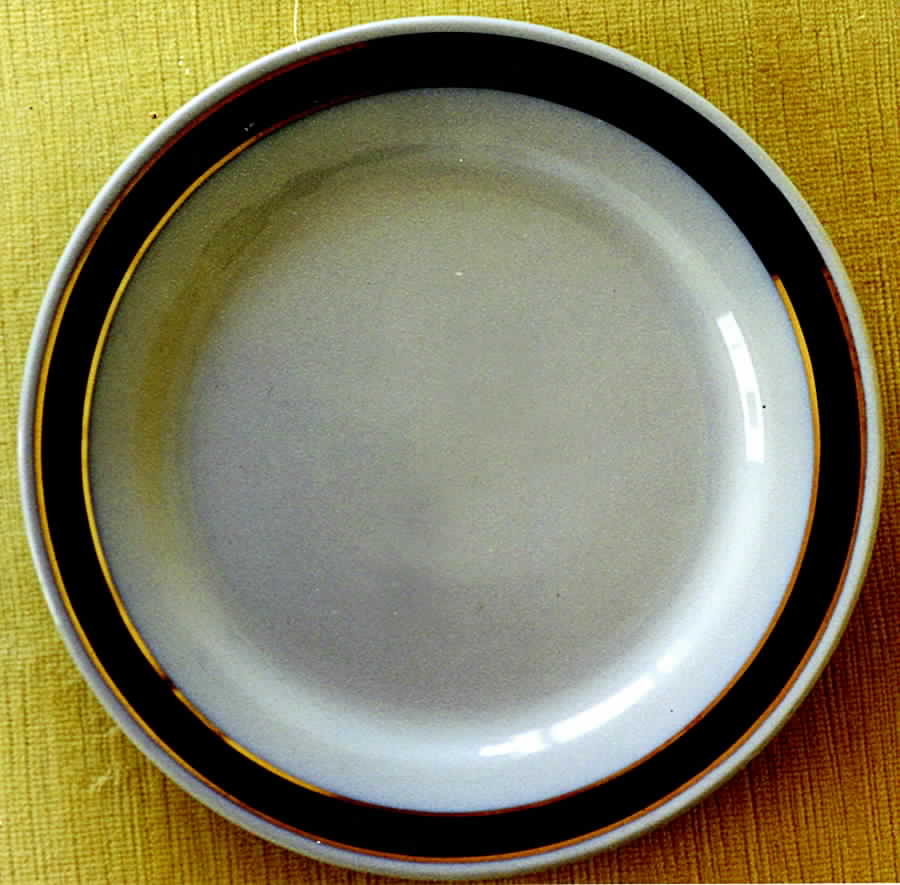 ARA82 Salad Plate by Arabia of Finland-1