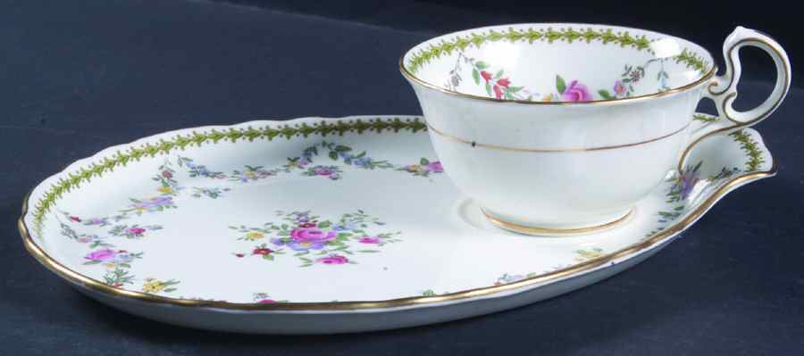 4186 (Smooth) Snack Plate & Cup Set by John  Aynsley & Sons-1