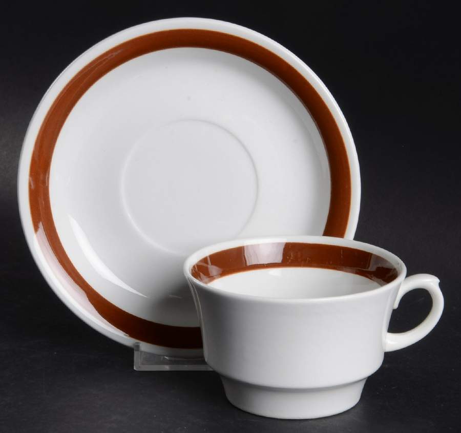 ARA83 Flat Cup & Saucer Set by Arabia of Finland-1