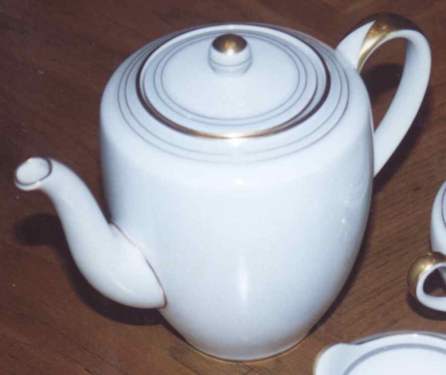 ARZ101 Coffee Pot & Lid by Arzberg-1