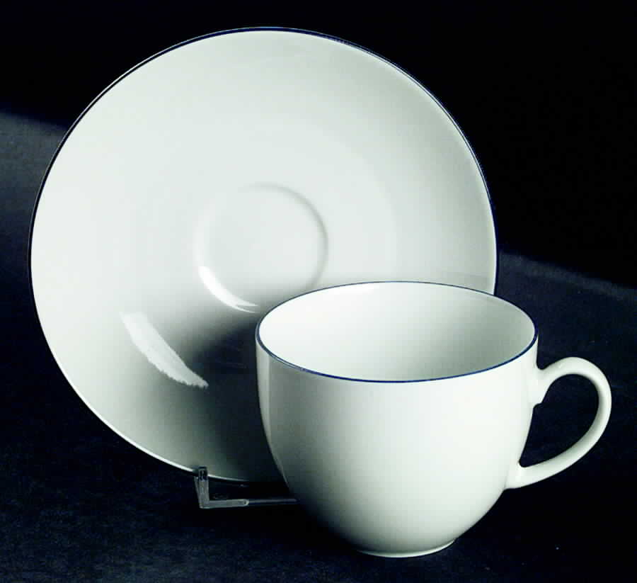 ARZ102 Flat Cup & Saucer Set by Arzberg-1