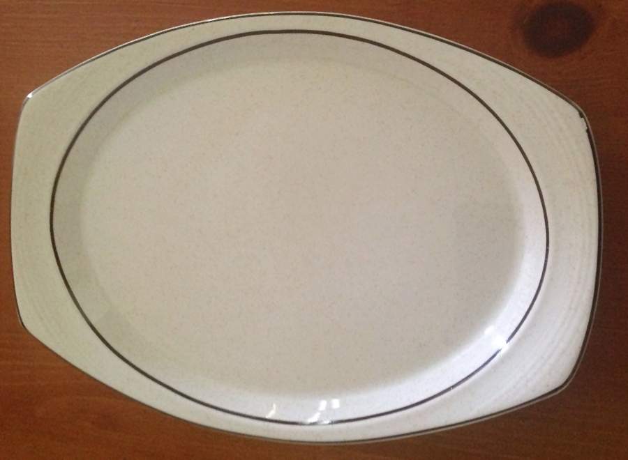 Ballygar 13" Oval Serving Platter by Arklow-1