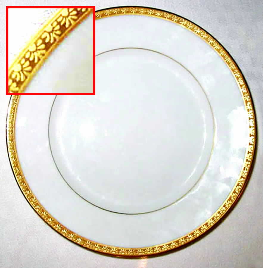 AHR454 Luncheon Plate by Charles Ahrenfeldt-1
