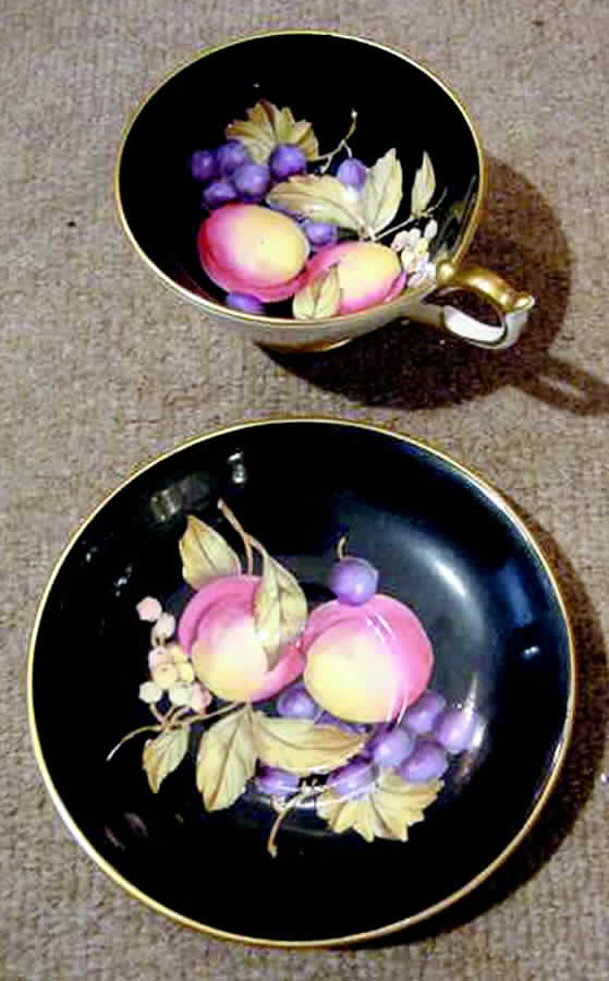 1176 Footed Cup & Saucer Set by John  Aynsley & Sons-1