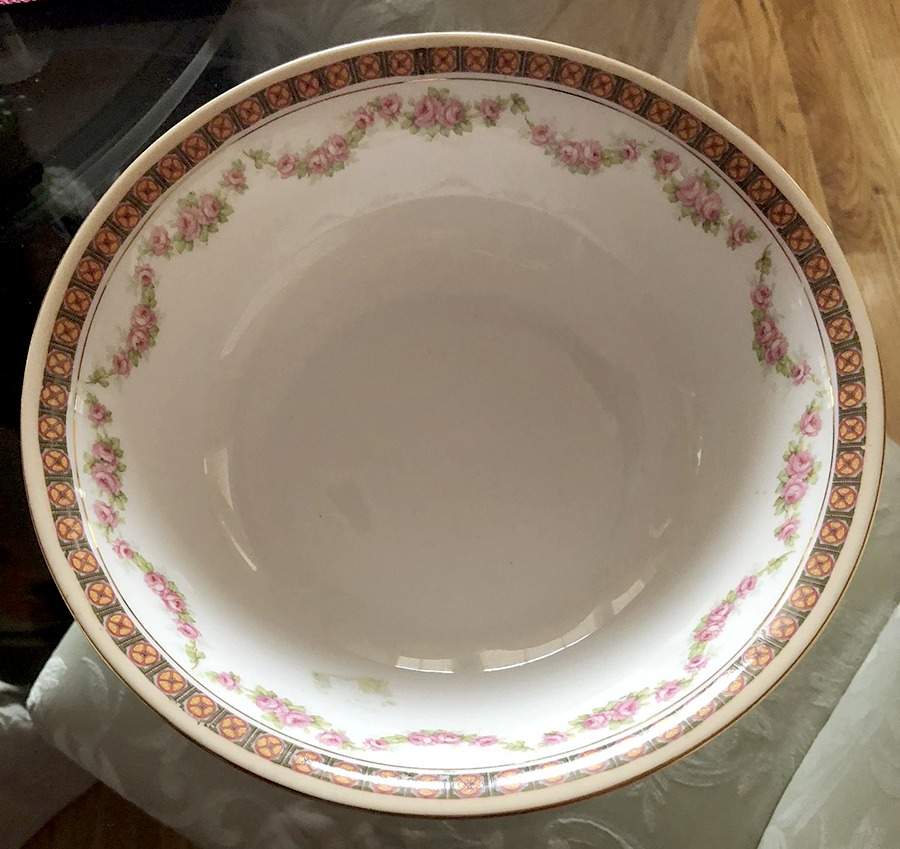 ALT298 10" Round Vegetable Bowl by Altrohlau-1