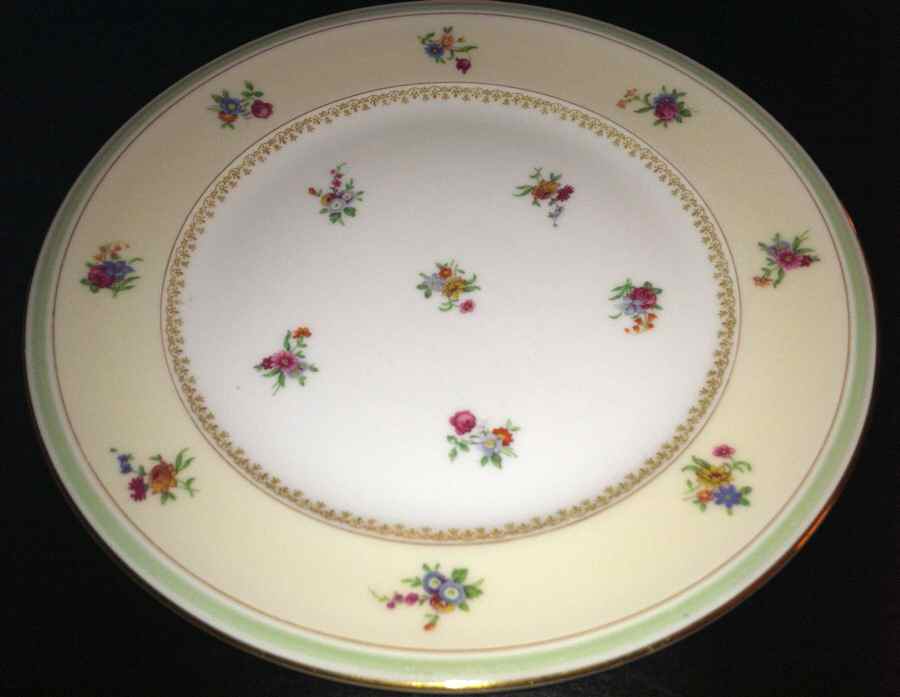 AHR465 Dinner Plate by Charles Ahrenfeldt-1