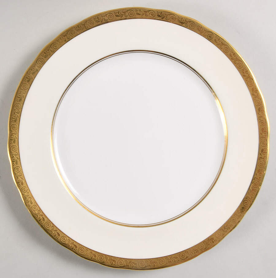Helene Ivory (Scalloped) Dinner Plate by John  Aynsley & Sons-1