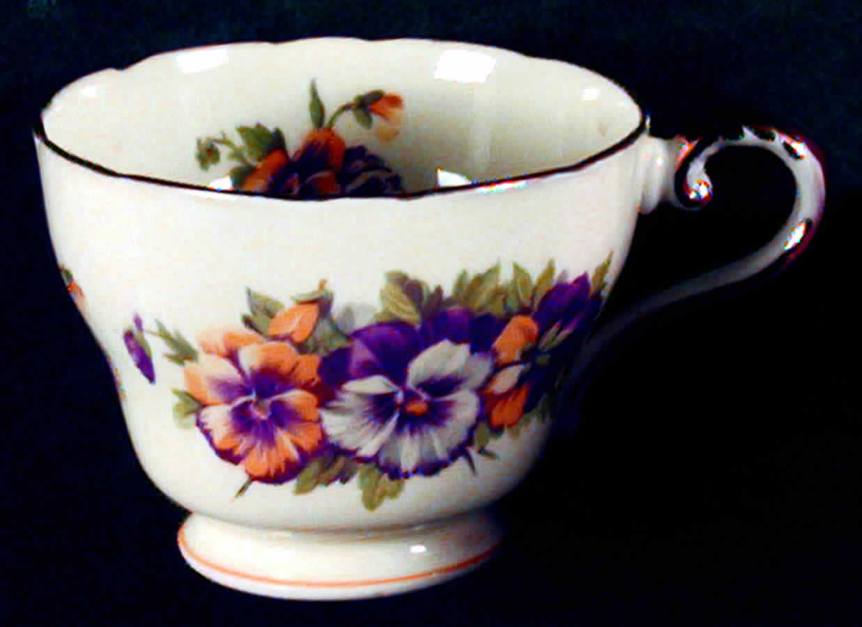 6987-5 Footed Cup by John  Aynsley & Sons-1