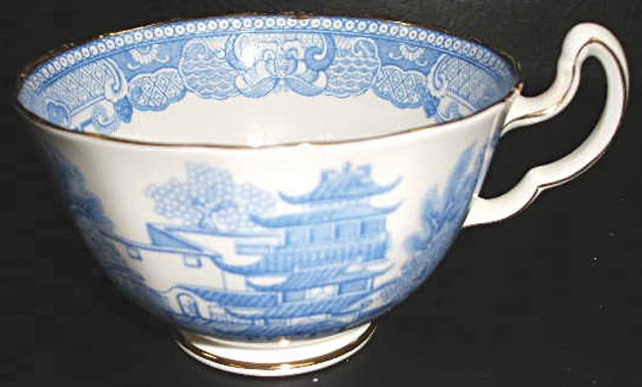 H129 Footed Cup by Adderley-1