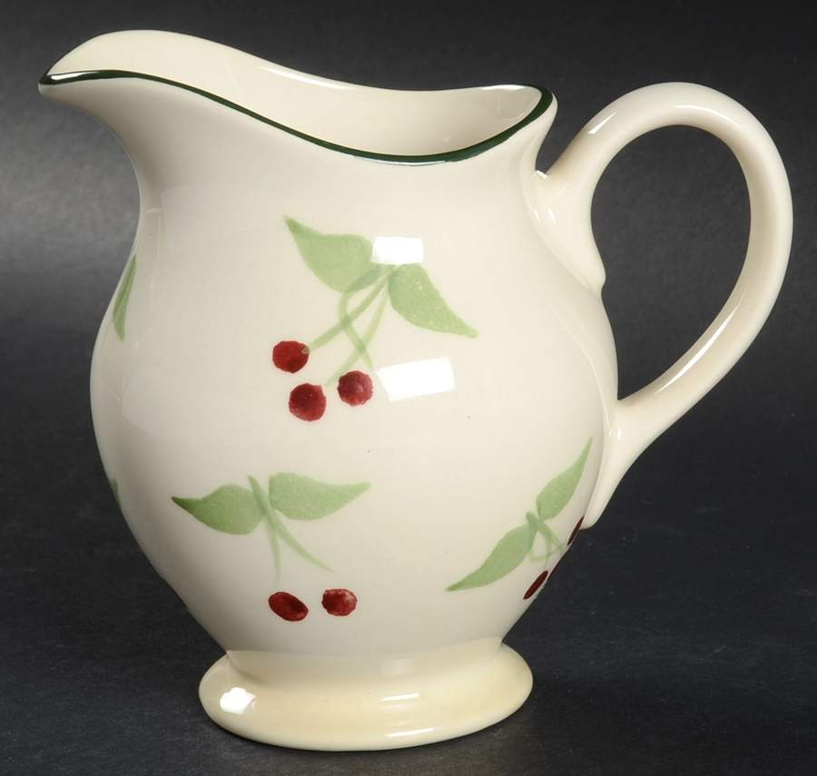 Berries Creamer by Laura Ashley-1