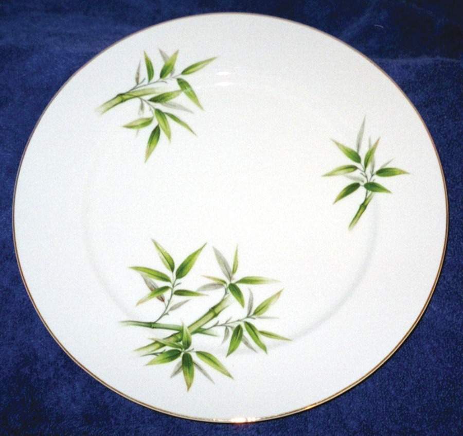 AIC25 Dinner Plate by Aichi-1