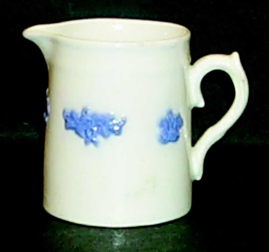 Chelsea (Smooth, No Embossing) Mini Creamer by Adderley-1