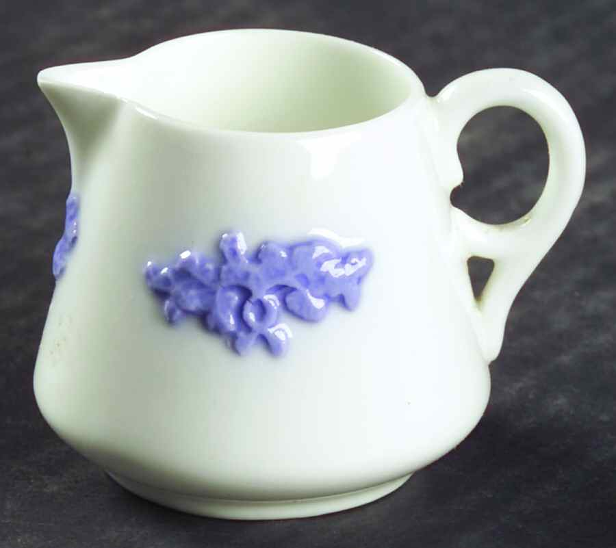 Chelsea (Smooth, No Embossing) Individual Creamer by Adderley-1