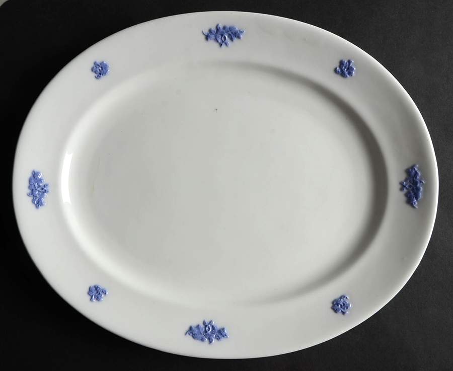 Chelsea (Smooth, No Embossing) 13" Oval Serving Platter by Adderley-1
