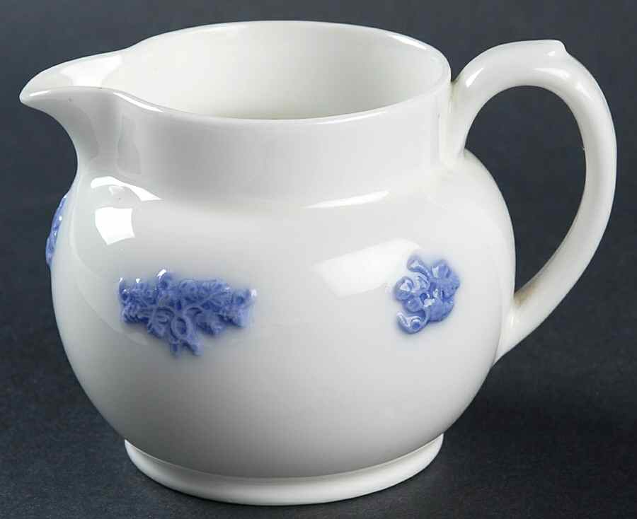Chelsea (Smooth, No Embossing) Mini Creamer by Adderley-1