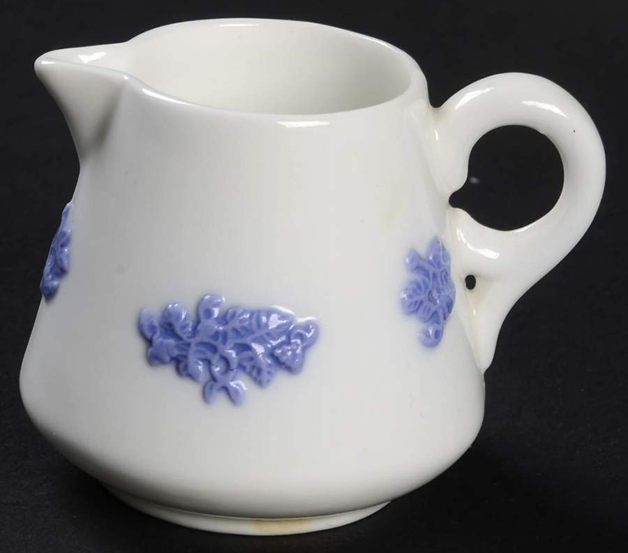 Chelsea (Smooth, No Embossing) Individual Creamer by Adderley-1