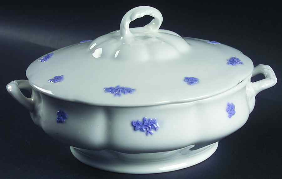 Chelsea (Scalloped, No Embossing) Round Covered Vegetable by Adderley-1