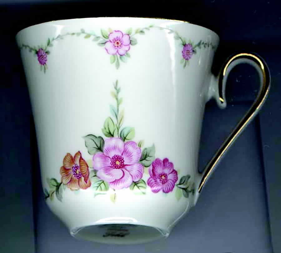 AL13 Flat Cup by Alka-1