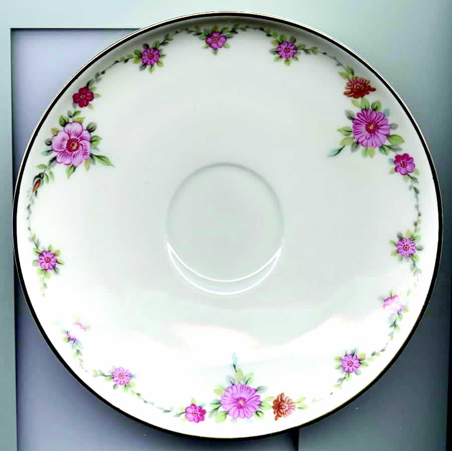 AL13 Saucer by Alka-1