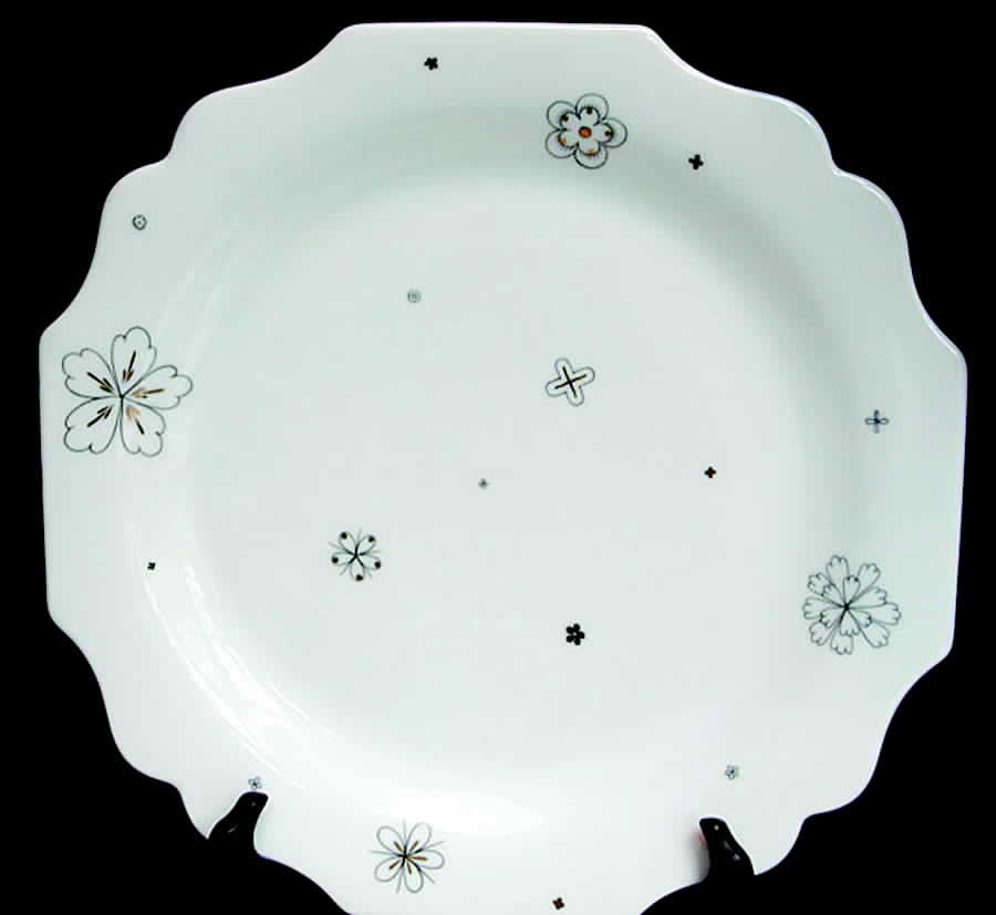 AUS281 Dinner Plate by Austria-1