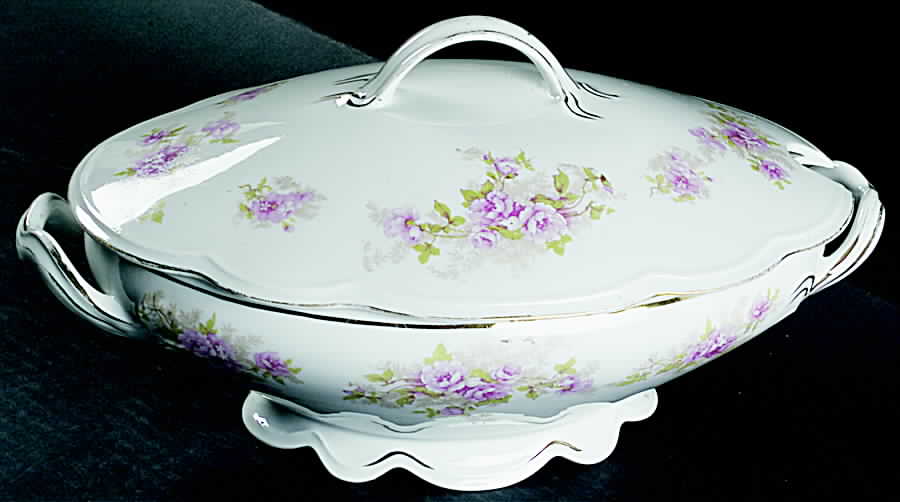ALT324 Oval Covered Vegetable by Altrohlau-1