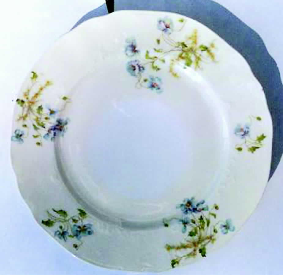 AHR504 Luncheon Plate by Charles Ahrenfeldt-1