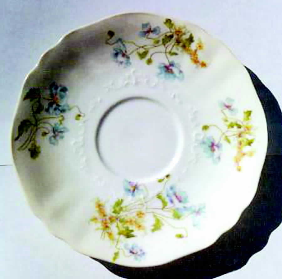 AHR504 Saucer by Charles Ahrenfeldt-1