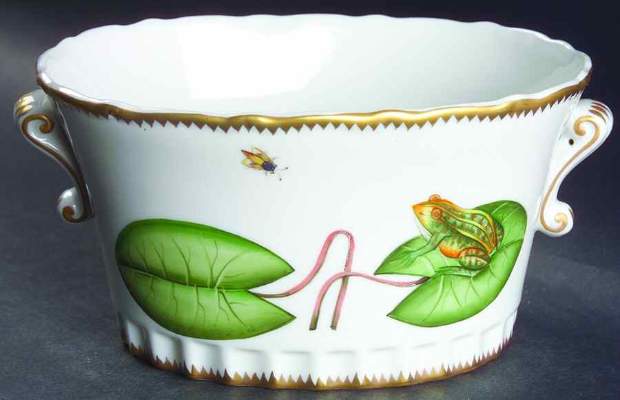 Waterlily Seascape Oval Cachepot by Anna Weatherley-1