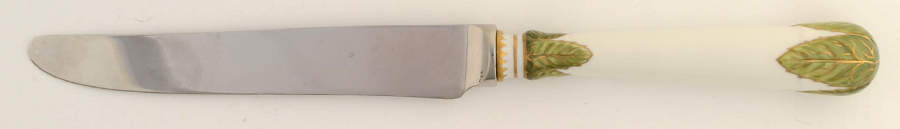 Green Leaf Large Dinner Knife by Anna Weatherley-1