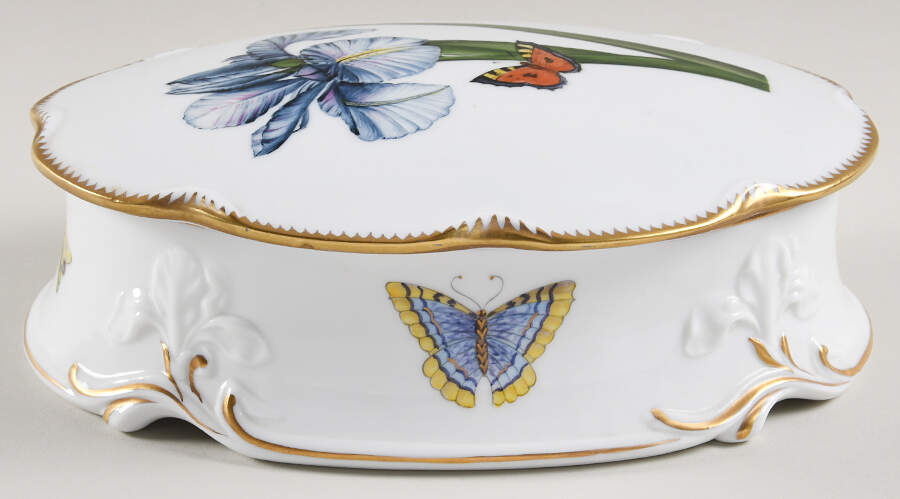 Budapest Spring Oval Box & Lid by Anna Weatherley-1