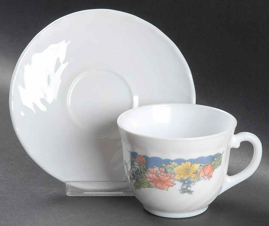 Florine Flat Cup & Saucer Set by Arcopal-1