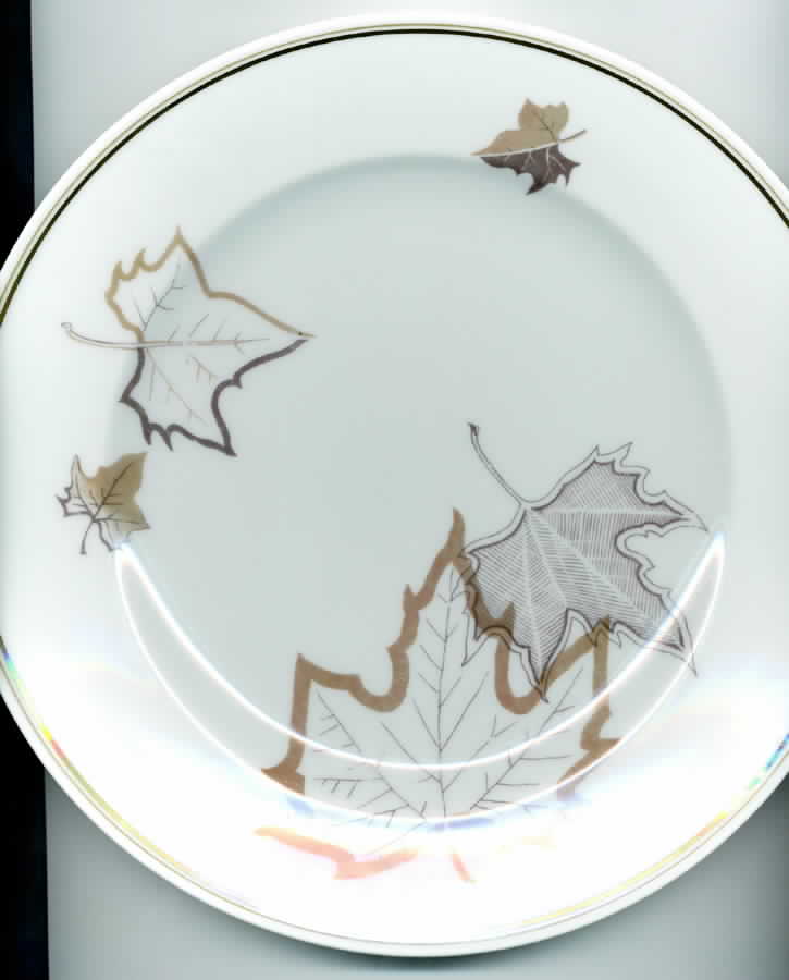 AHR519 Dinner Plate by Charles Ahrenfeldt-1