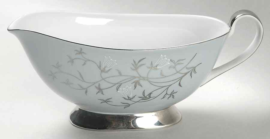 Belmar Gravy Boat by Arlen-1