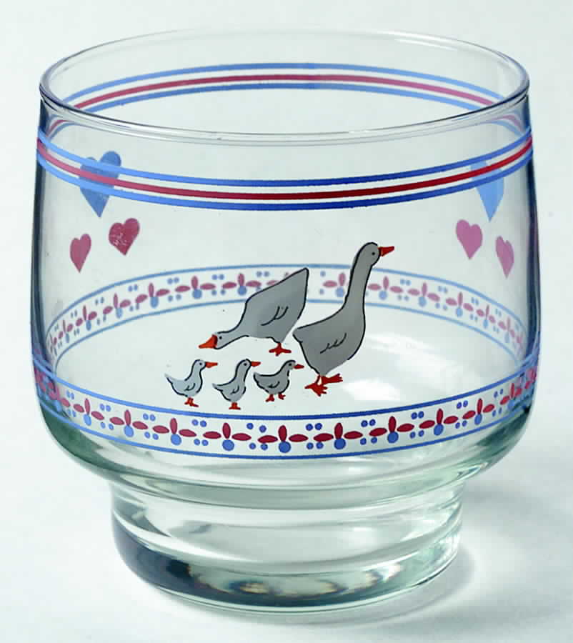 Hearts 'N Geese Glassware Juice by Arcopal-1