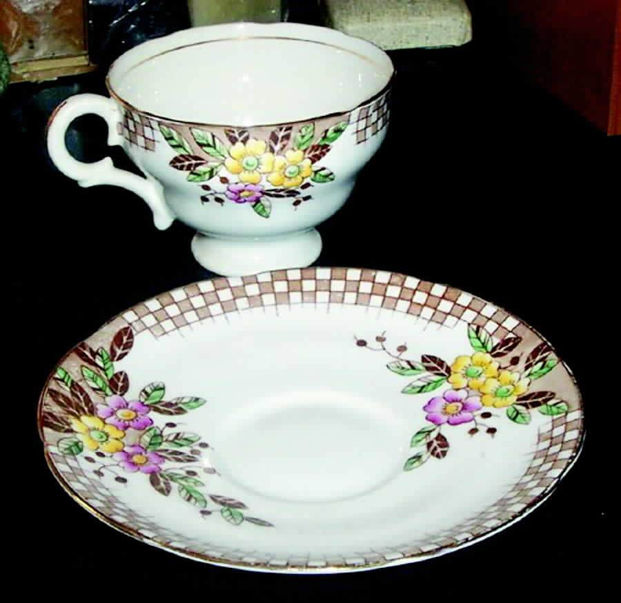 M267 Footed Cup & Saucer Set by Adderley-1