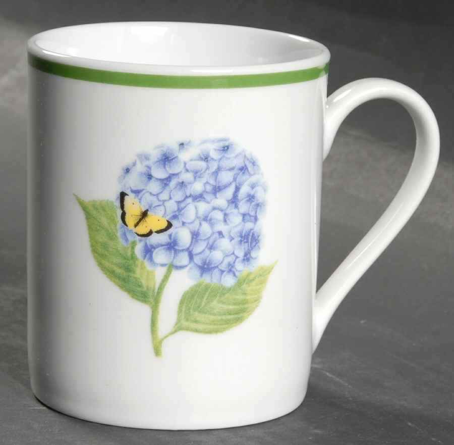 Hydrangea (3376) Mug by American Atelier-1