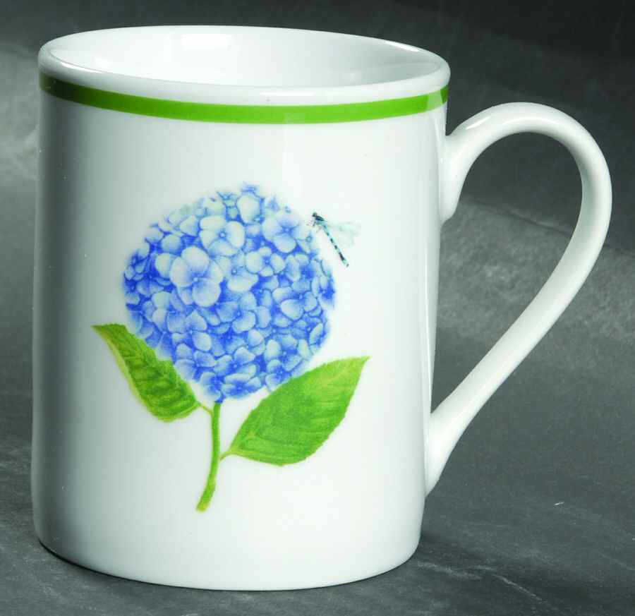 Hydrangea (3376) Mug by American Atelier-1