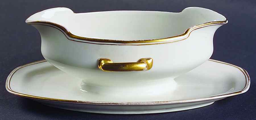 A-1936 Gravy Boat with Attached Underplate by Altrohlau-1
