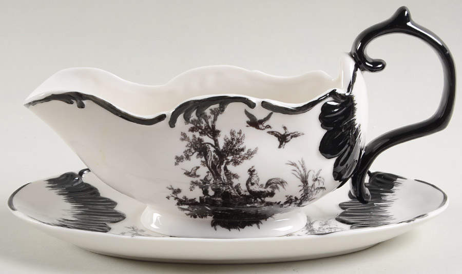 AUV2 Gravy Boat & Underplate by Aux Au Provence-1