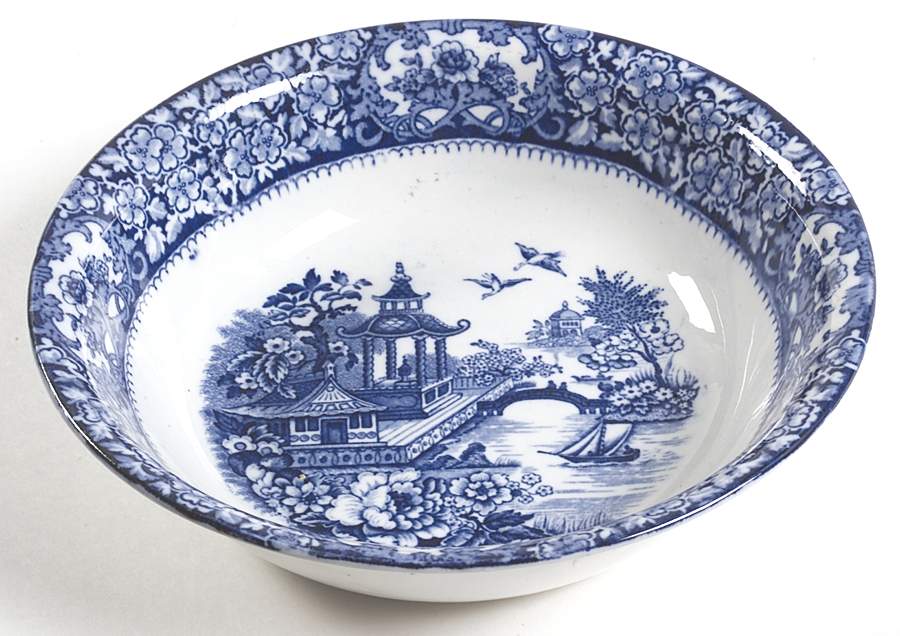 ATO2 9" Round Vegetable Bowl by Alton (England)-1