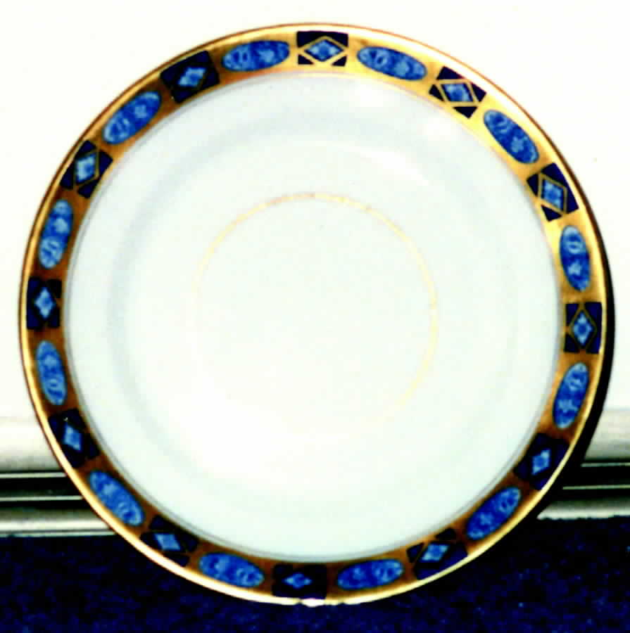 4217 Saucer by Alfred B Pearce-1