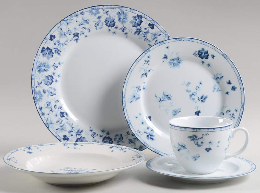 Sophia (Blue) 5 Piece Place Setting by Laura Ashley-1