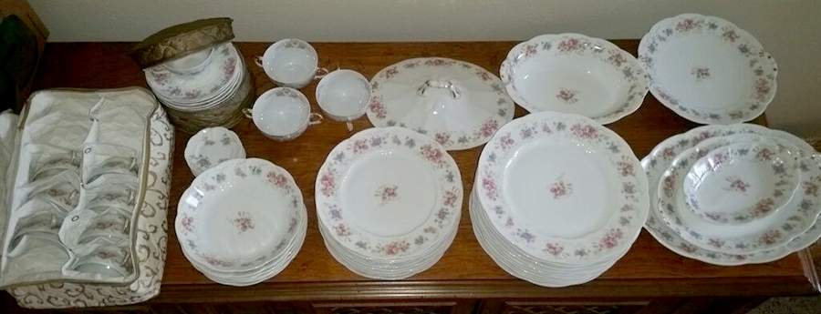 AHR563 Flat Cup & Saucer Set by Charles Ahrenfeldt-1