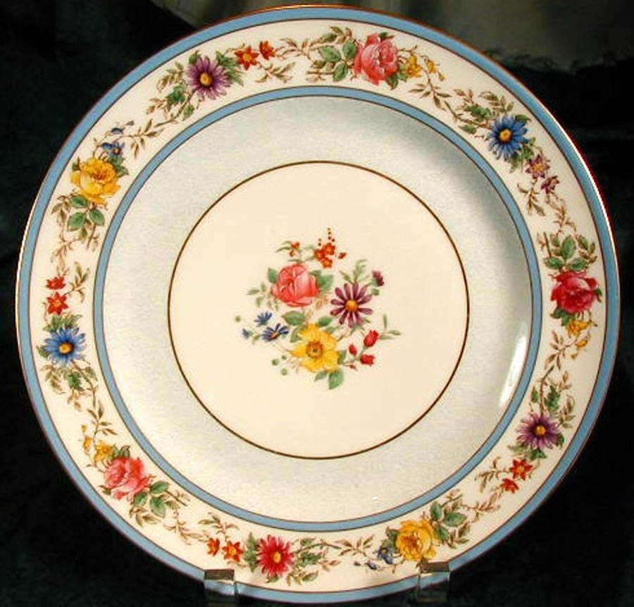 AHR581 Dinner Plate by Charles Ahrenfeldt-1