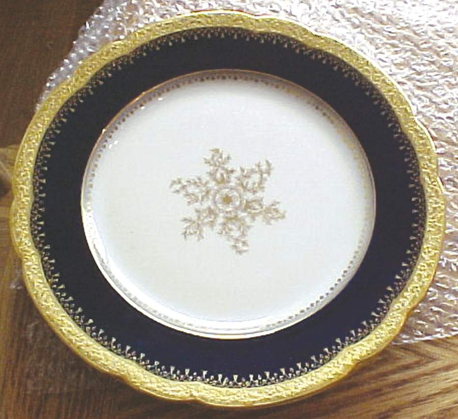 AHR602 Dinner Plate by Charles Ahrenfeldt-1