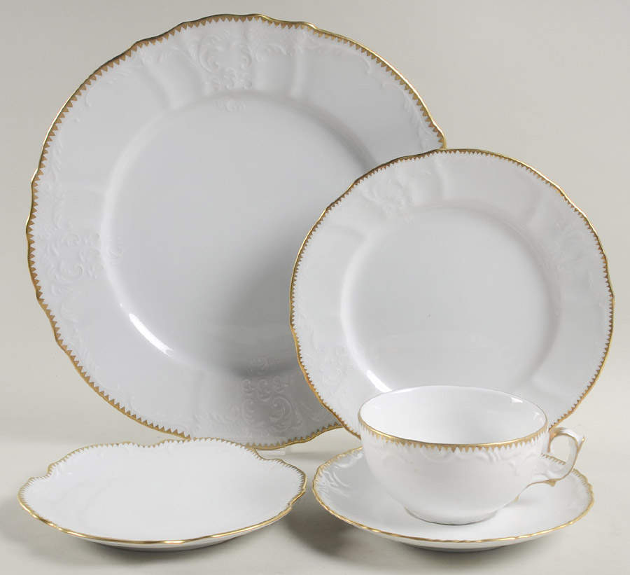 Simply Anna Gold 5 Piece Place Setting by Anna Weatherley-1