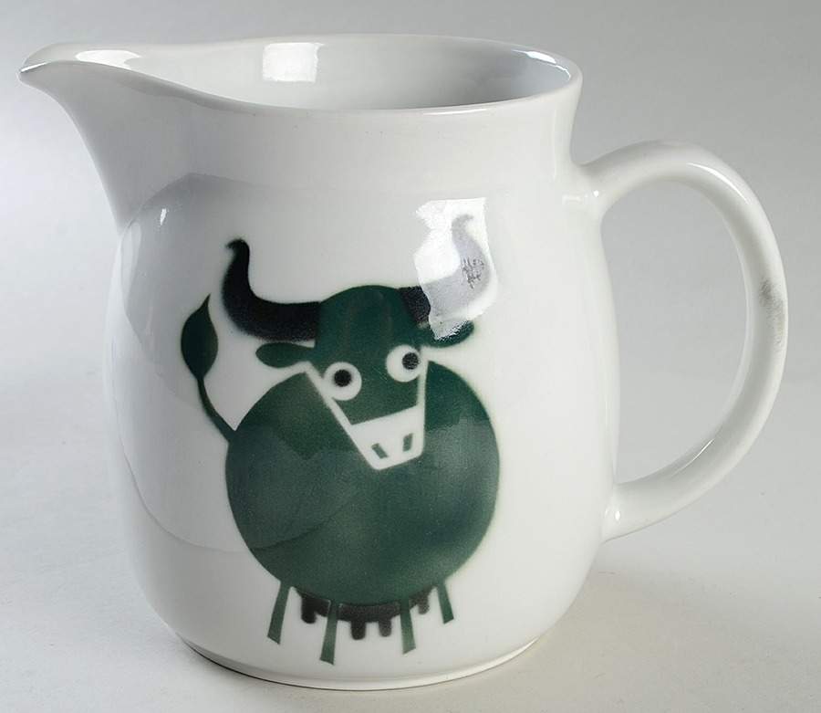ARA100 56 Oz Pitcher by Arabia of Finland-1