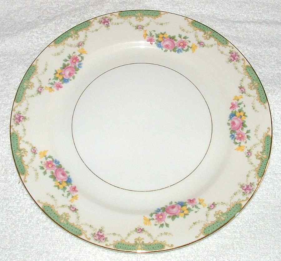 Alt390 Dinner Plate by Altrohlau-1
