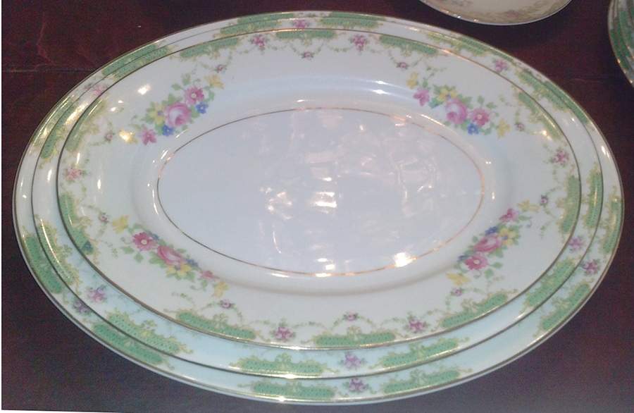 Alt390 16" Oval Serving Platter by Altrohlau-1