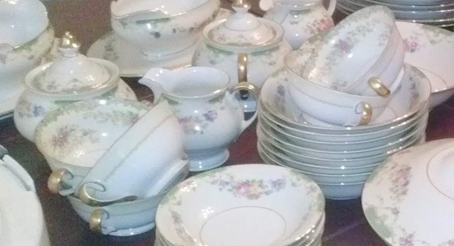 Alt390 Footed Cream Soup Bowl & Saucer Set by Altrohlau-1